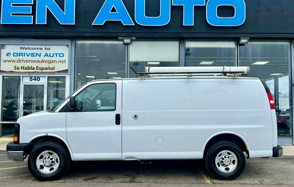 Used 2014 Chevrolet Express 2500 image 2