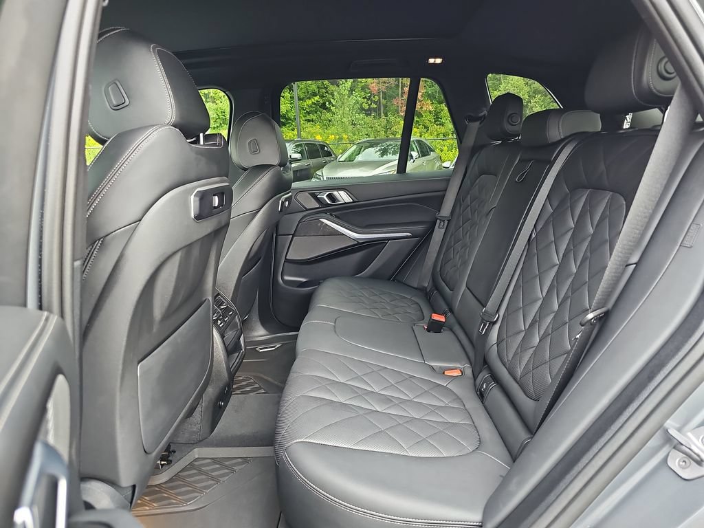 Certified 2024 BMW X5 xDrive40i w/ Premium Package AWD/4WD image 27