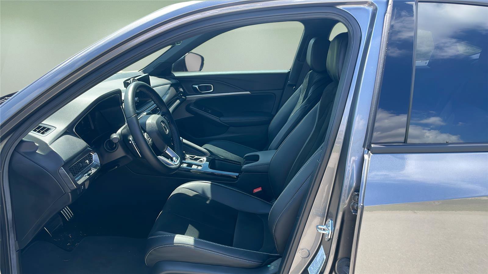 Used 2025 Acura Integra A-Spec FWD image 12