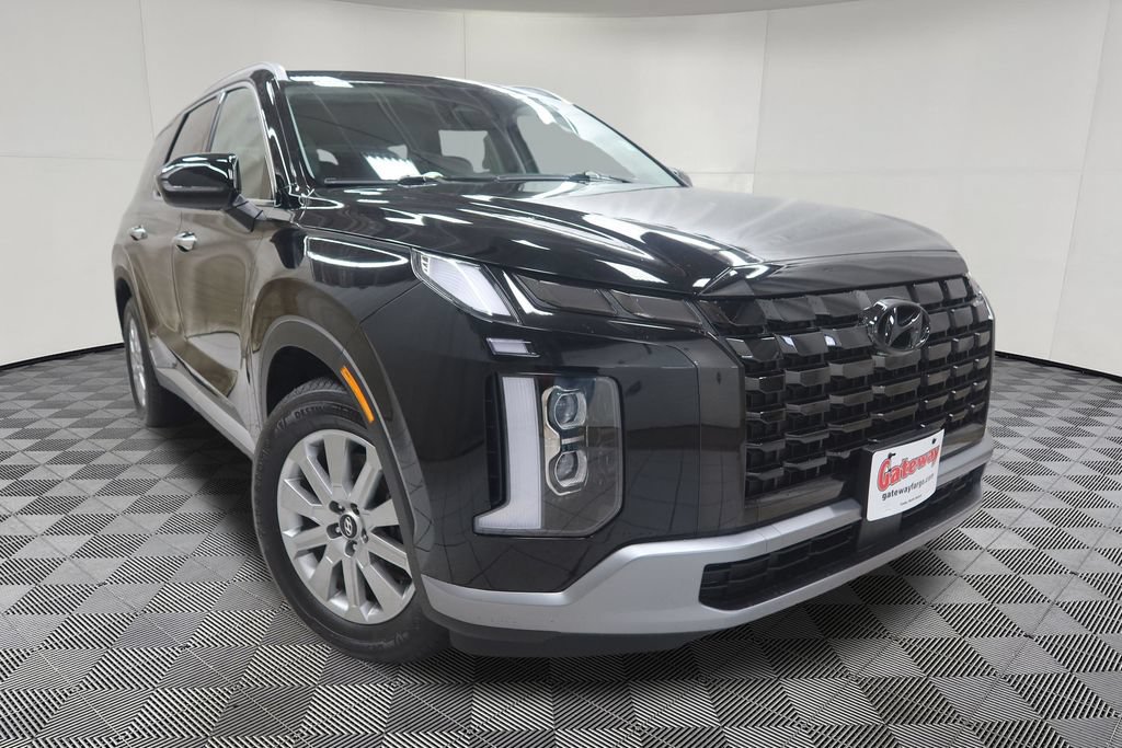 Used 2023 Hyundai Palisade SEL AWD/4WD image 3