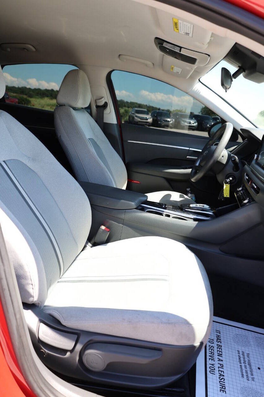 Used 2022 Hyundai Sonata SE FWD image 15