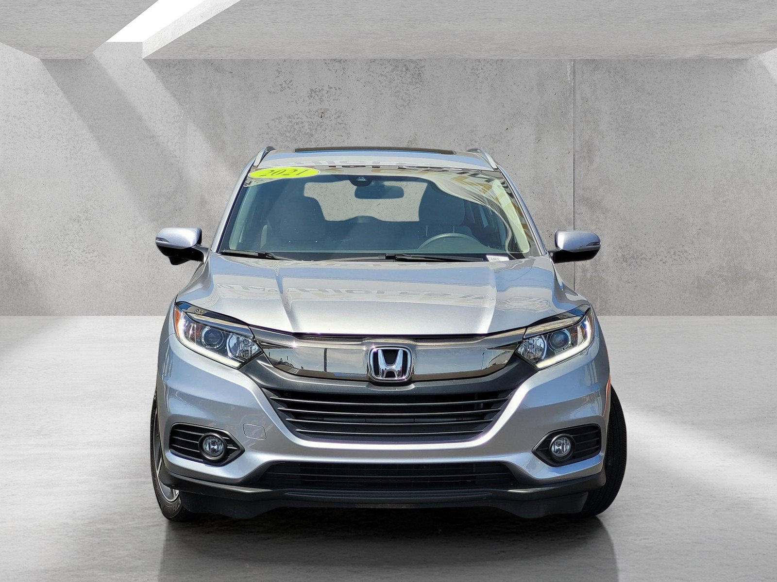 Used 2021 Honda HR-V EX image 2