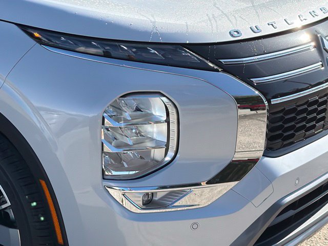 New 2026 Mitsubishi Outlander SE FWD image 9
