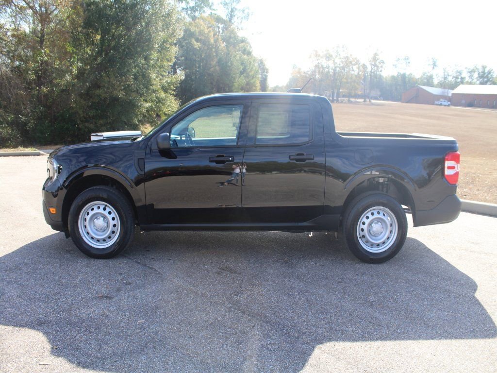 New 2026 Ford Maverick XL image 11