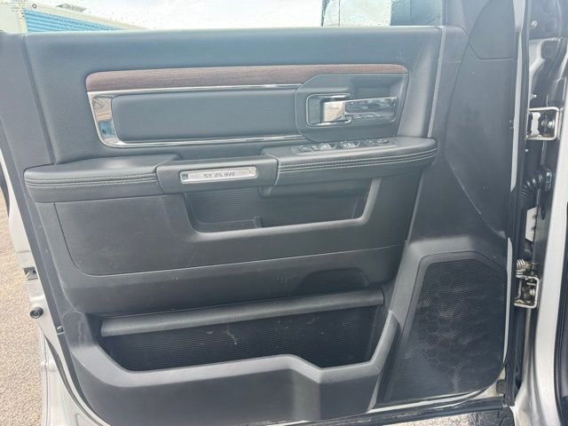 Used 2018 RAM 3500 Laramie image 18