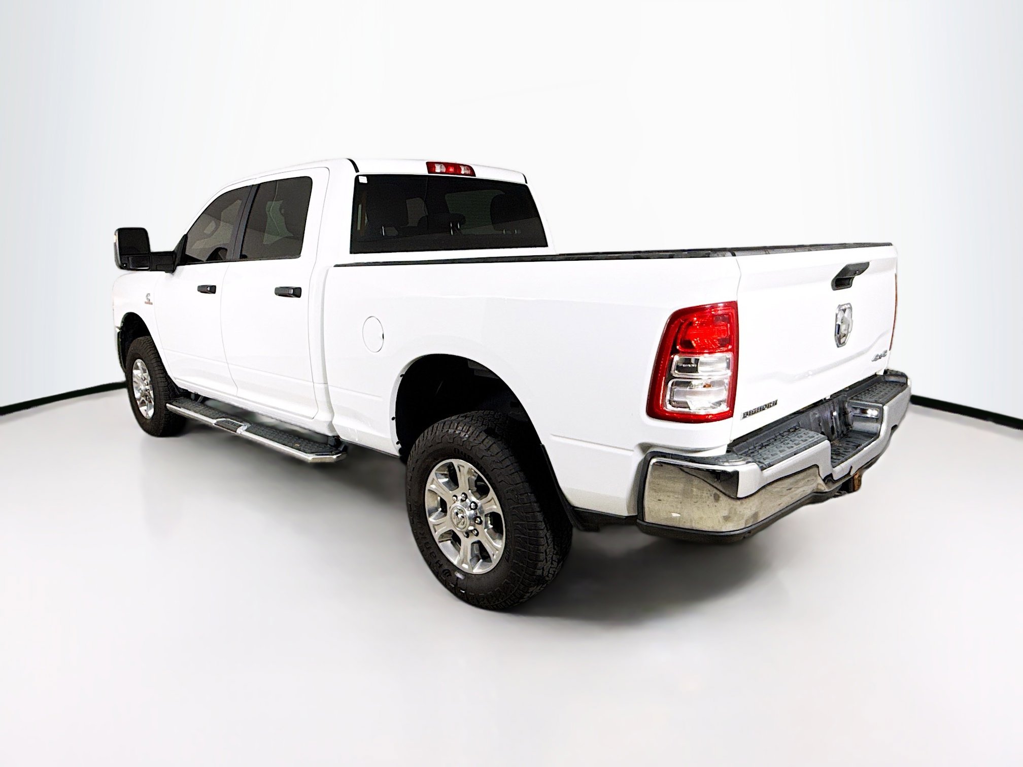 Used 2024 RAM 2500 Big Horn w/ Off Road Package AWD/4WD image 7