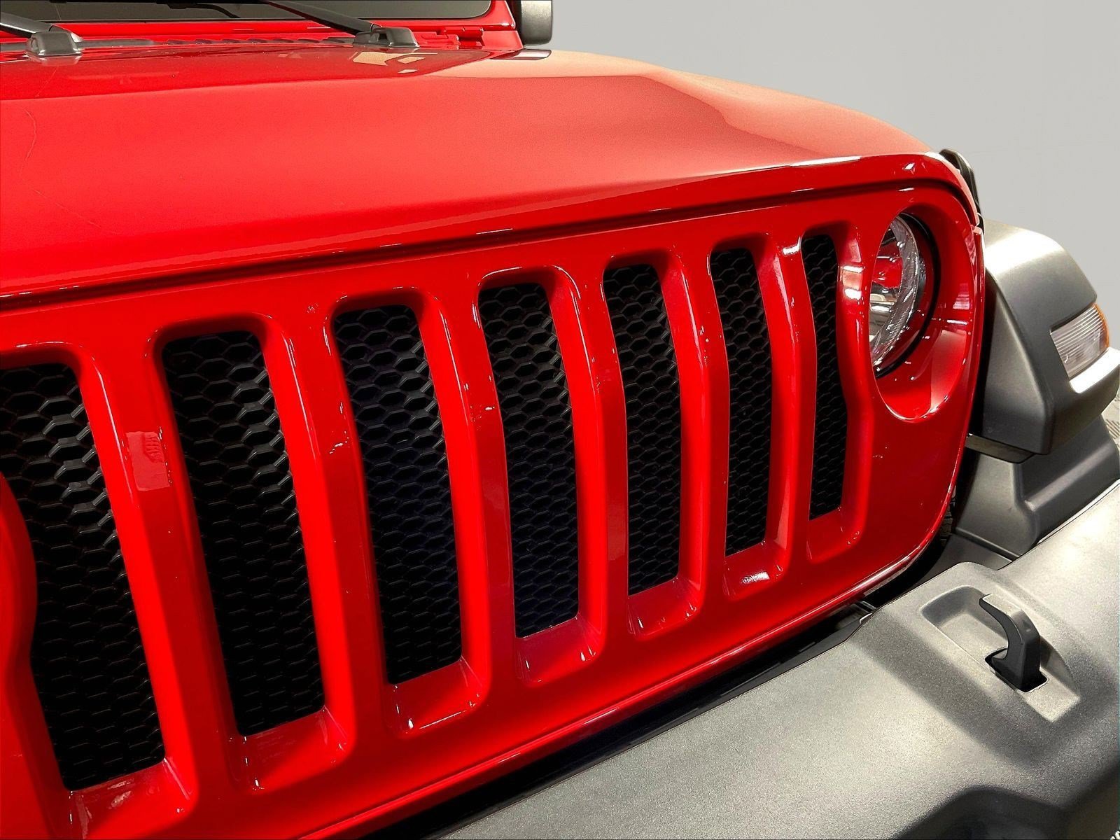 Used 2021 Jeep Wrangler Unlimited Sport AWD/4WD image 31