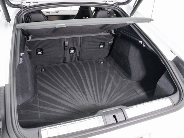 Certified 2025 Porsche Panamera 4 image 25