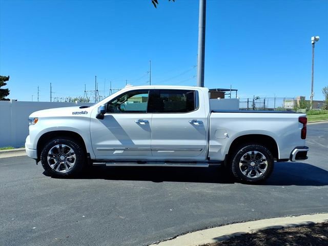Used 2023 Chevrolet Silverado 1500 High Country w/ Technology Package AWD/4WD image 8