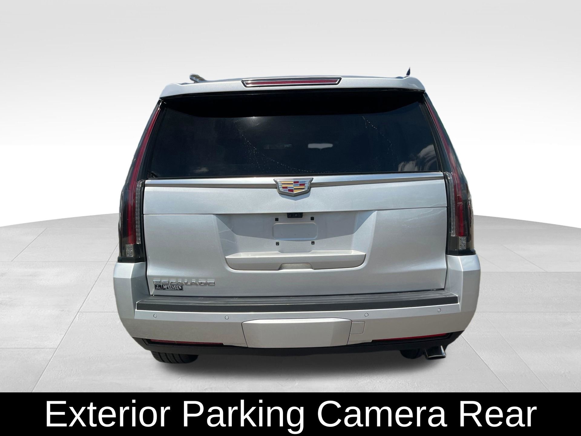 Used 2018 Cadillac Escalade Premium Luxury w/ LPO, Radiant Package image 7