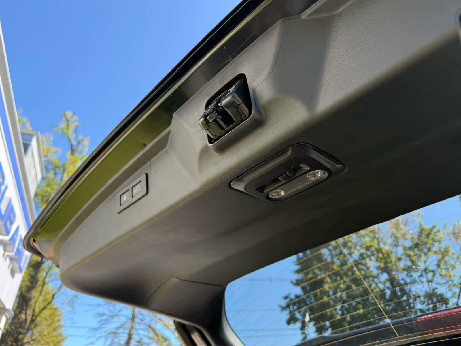 New 2025 Subaru Outback Premium w/ Popular Package #1 image 17