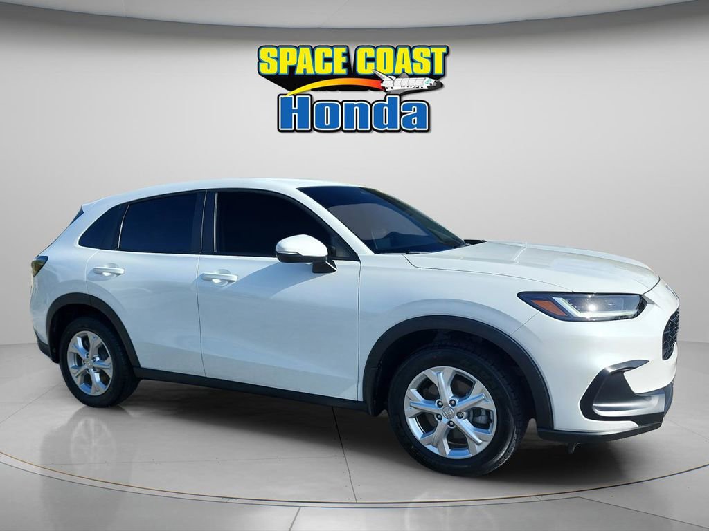 Used 2023 Honda HR-V LX image 12