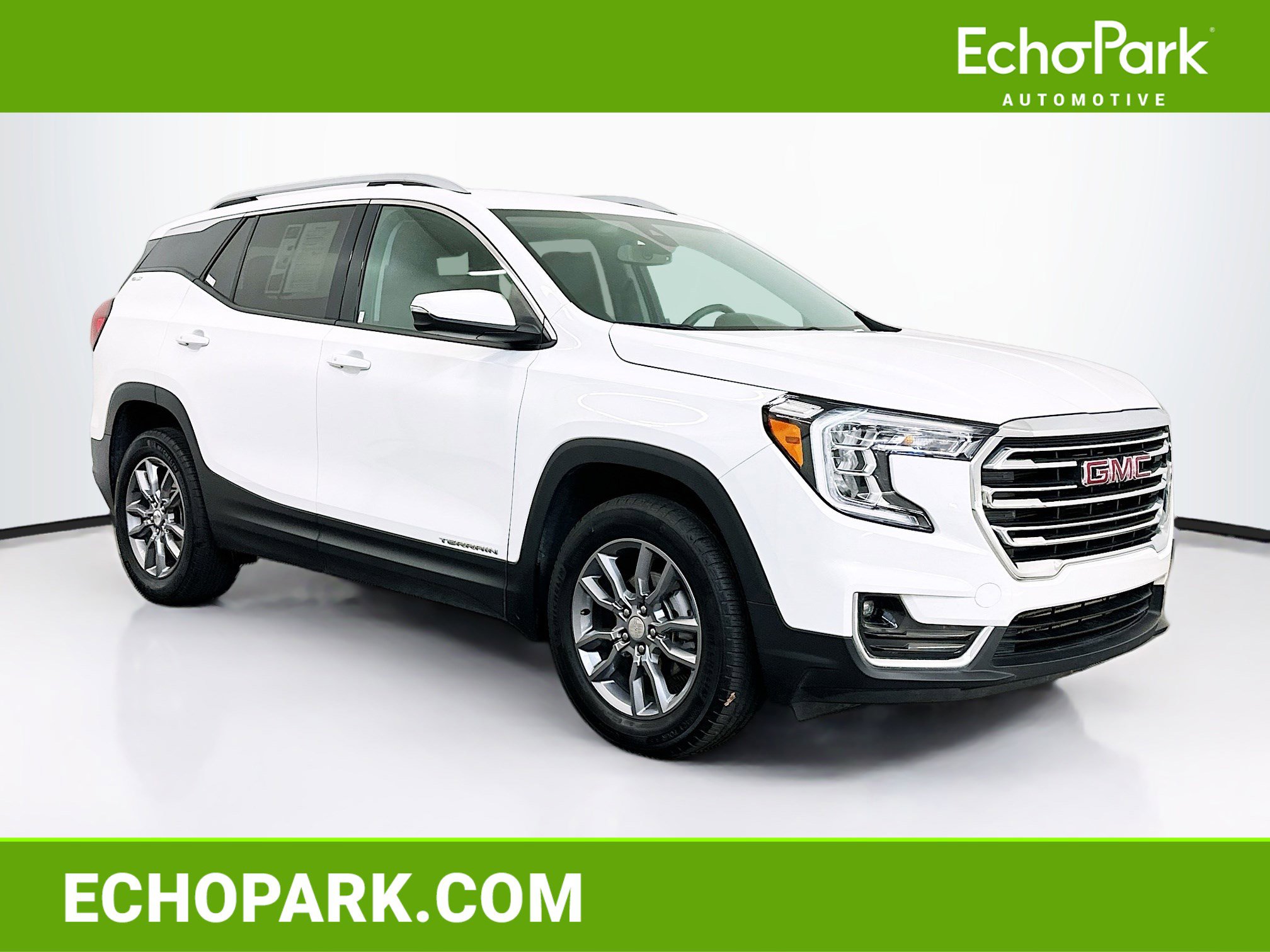 Used 2024 GMC Terrain SLT