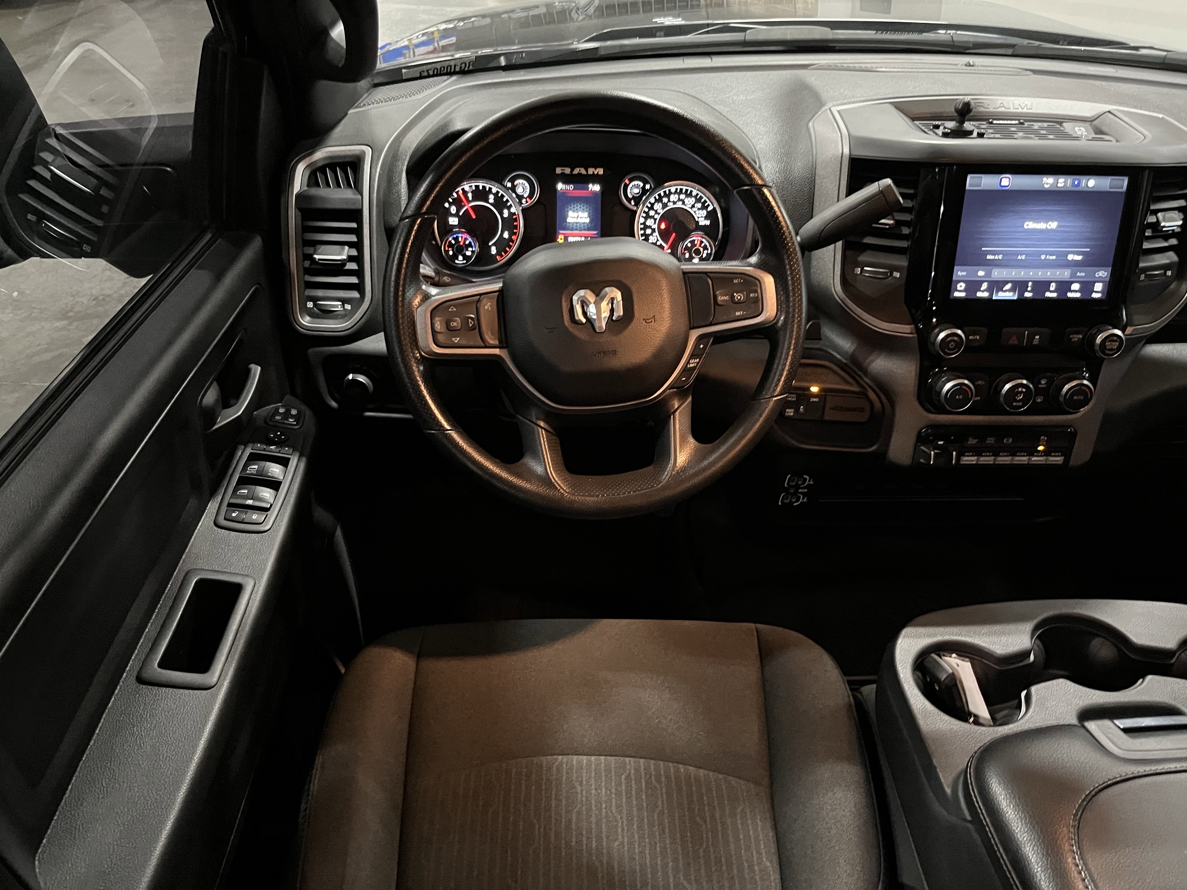 Used 2024 RAM 3500 Tradesman w/ Towing Technology Group image 14