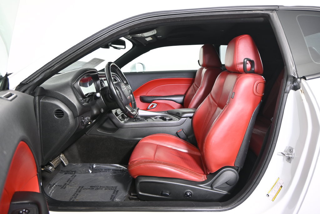 Used 2019 Dodge Challenger SXT w/ Plus Package RWD image 19