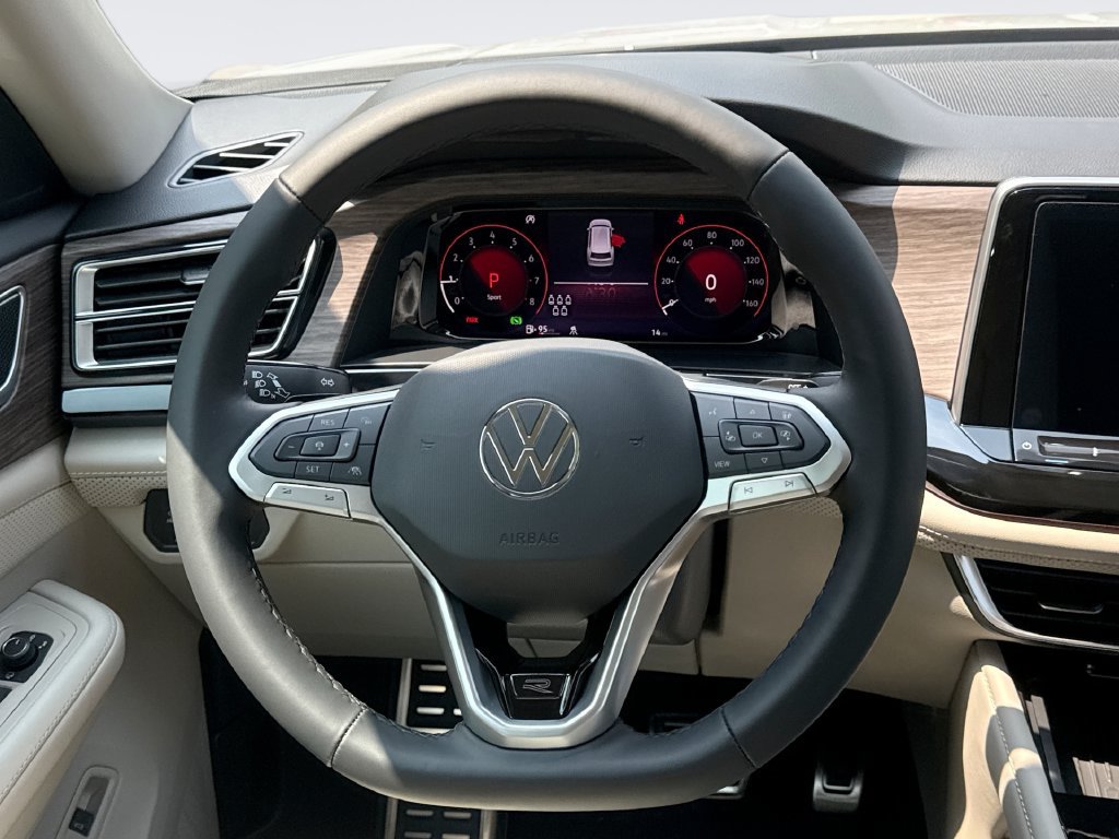 New 2026 Volkswagen Atlas SEL Premium R-Line AWD/4WD image 11