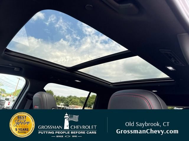 New 2026 Chevrolet Traverse Z71 w/ Enhanced Driving Package AWD/4WD image 2