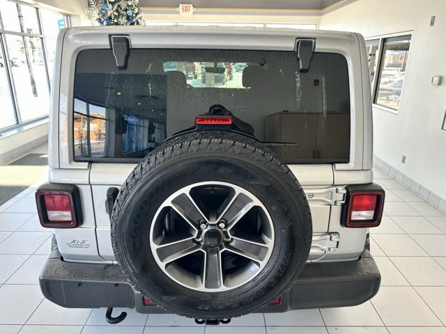 Used 2023 Jeep Wrangler Sahara w/ Cold Weather Group image 5