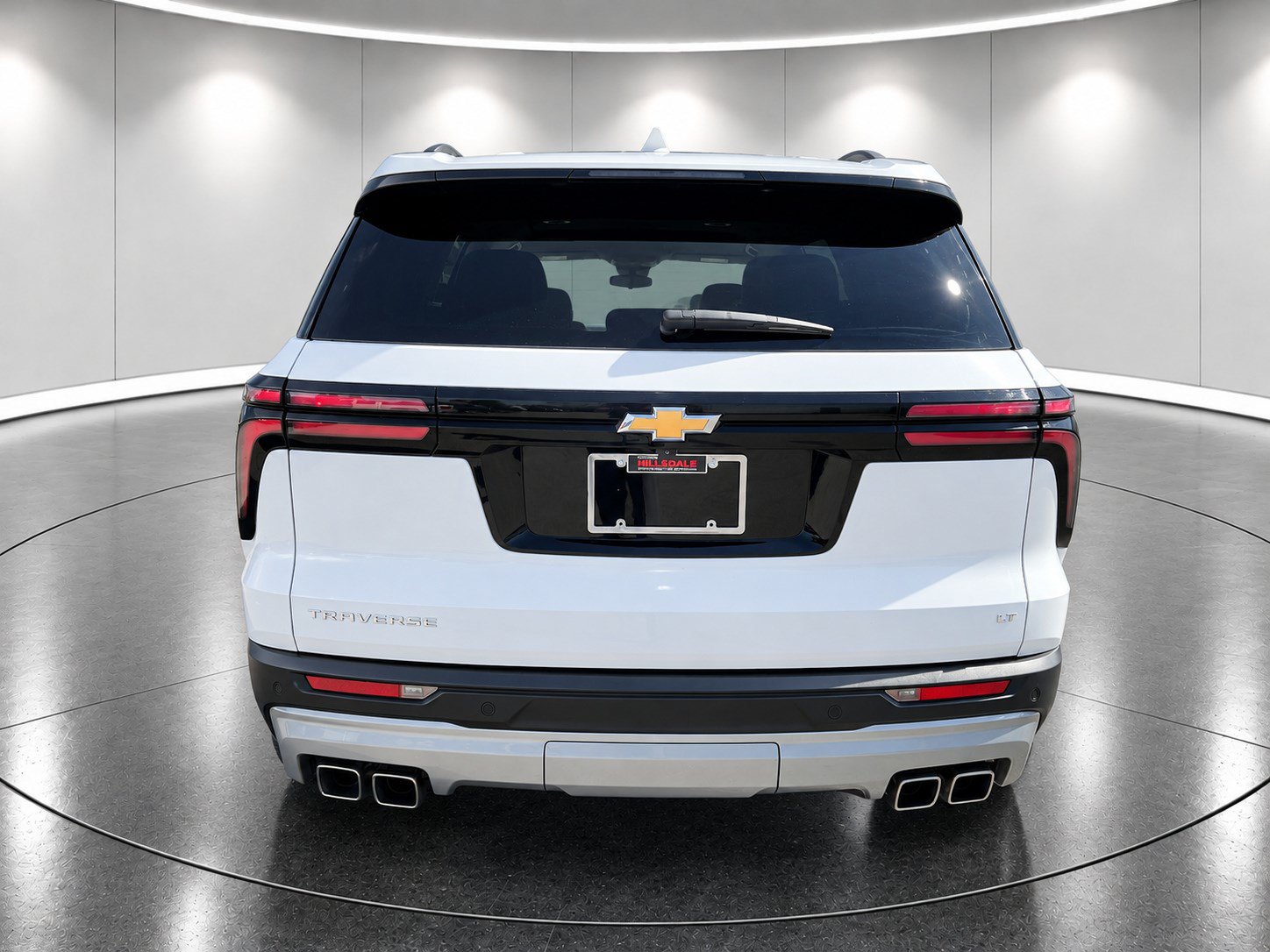 Used 2024 Chevrolet Traverse LT FWD image 5