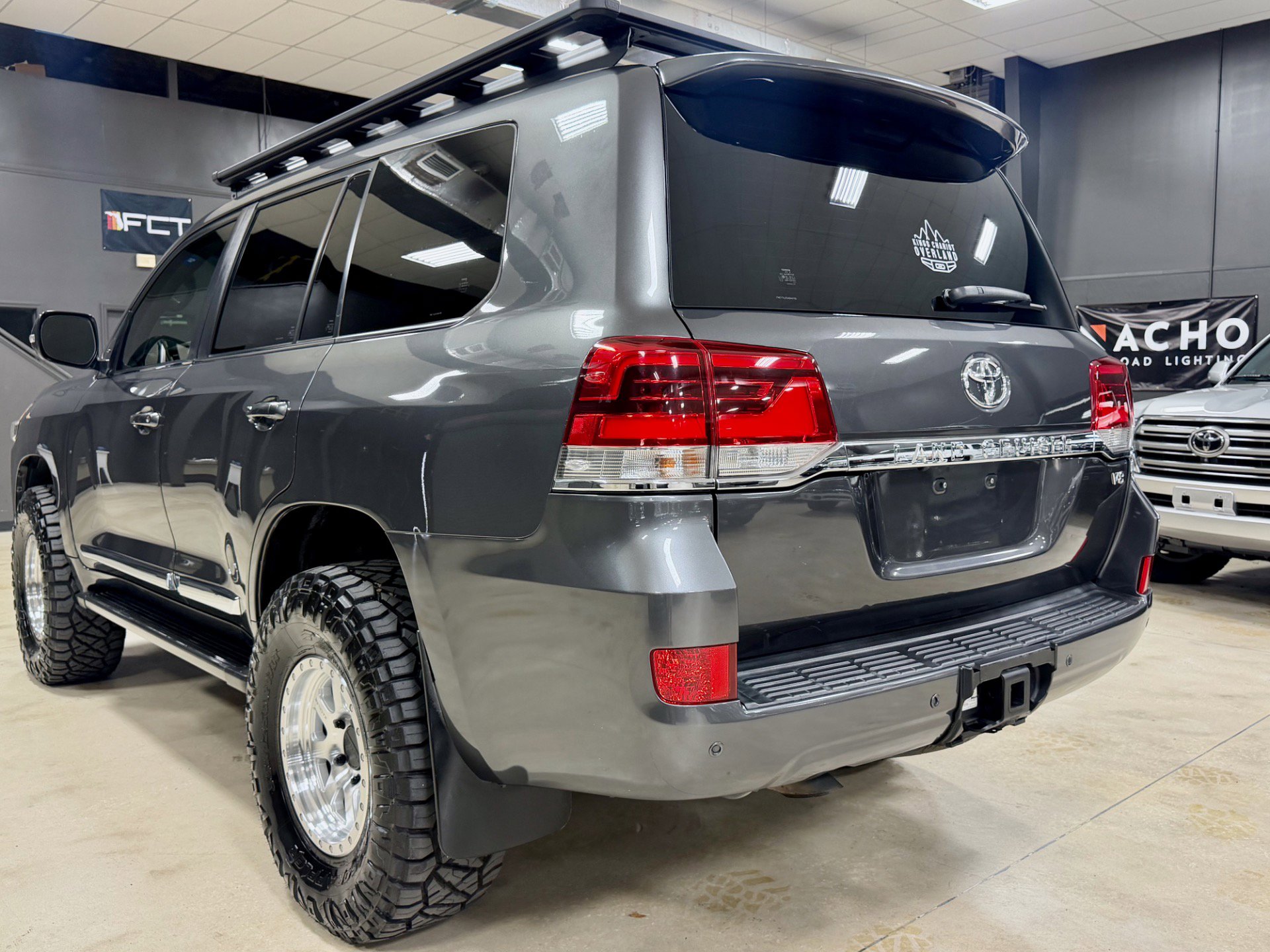 Used 2016 Toyota Land Cruiser AWD/4WD image 11