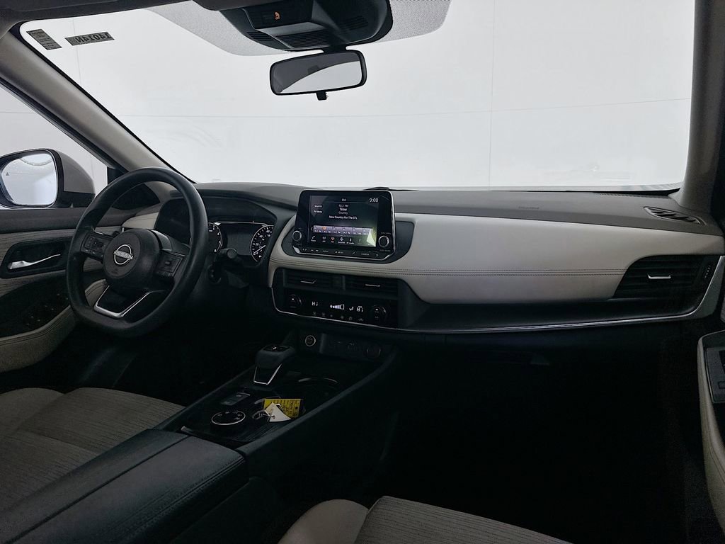 Used 2023 Nissan Rogue SV image 21