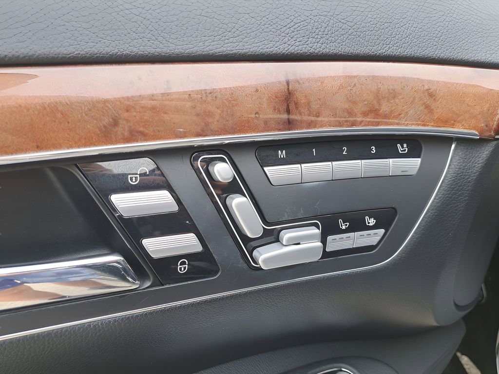 Used 2007 Mercedes-Benz S 550 image 15
