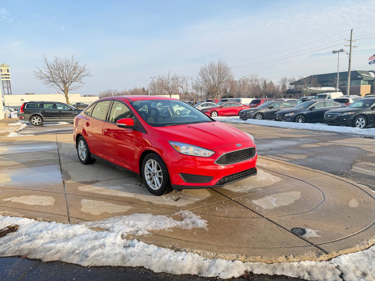 Used 2016 Ford Focus SE image 3