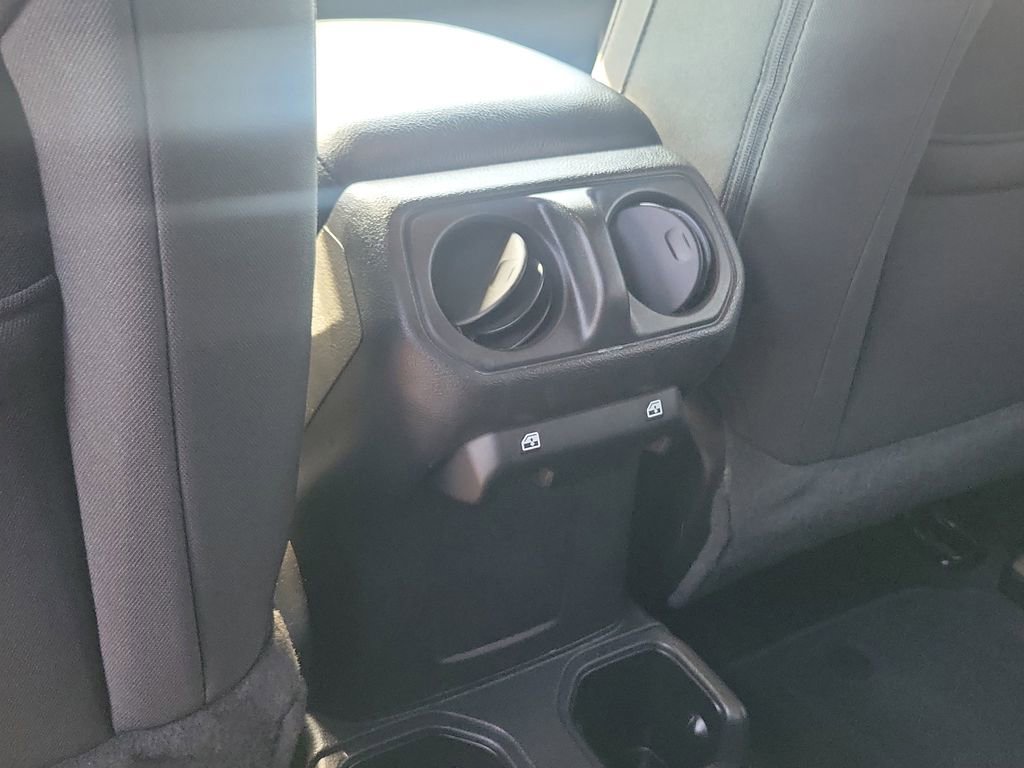 Used 2022 Jeep Wrangler Unlimited Sport AWD/4WD image 19