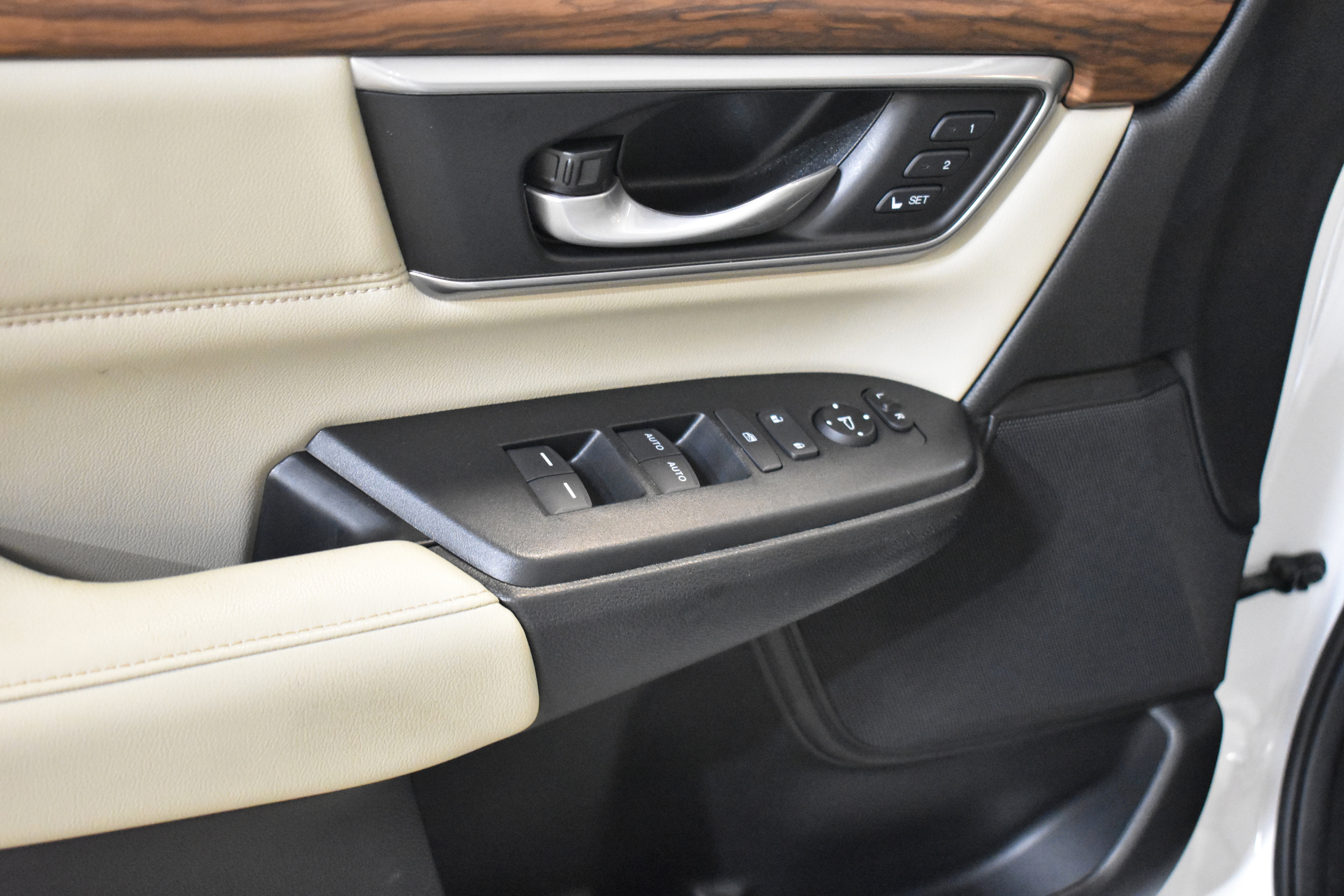 Used 2022 Honda CR-V EX-L image 25