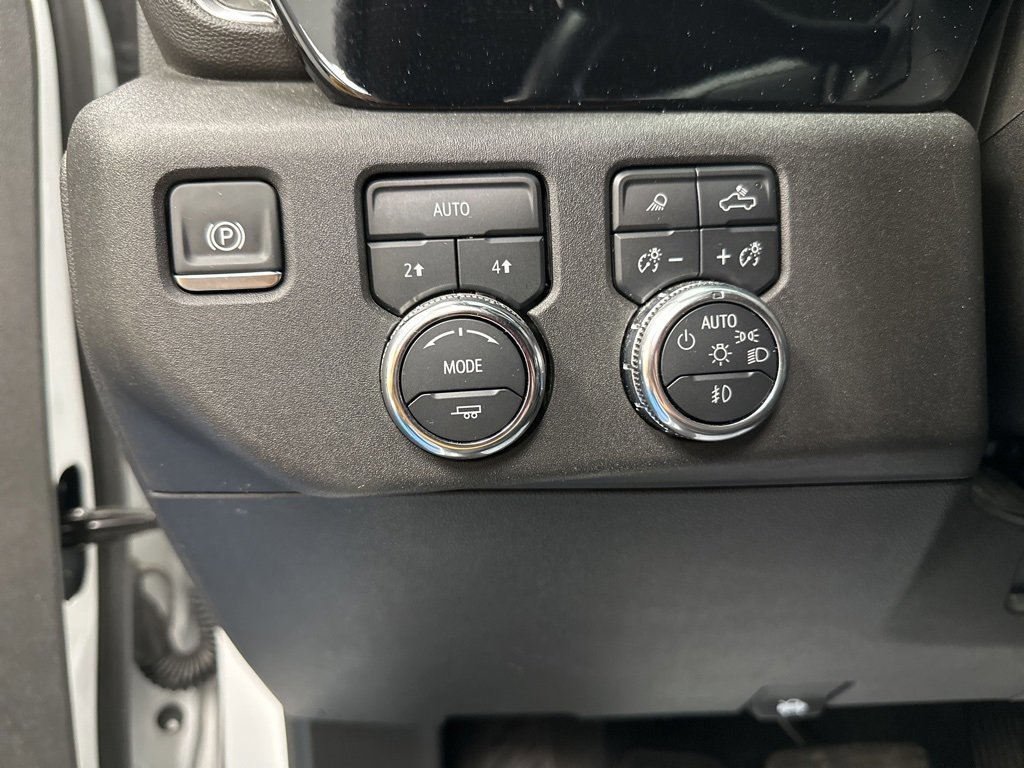 Certified 2025 GMC Sierra 1500 SLT image 25