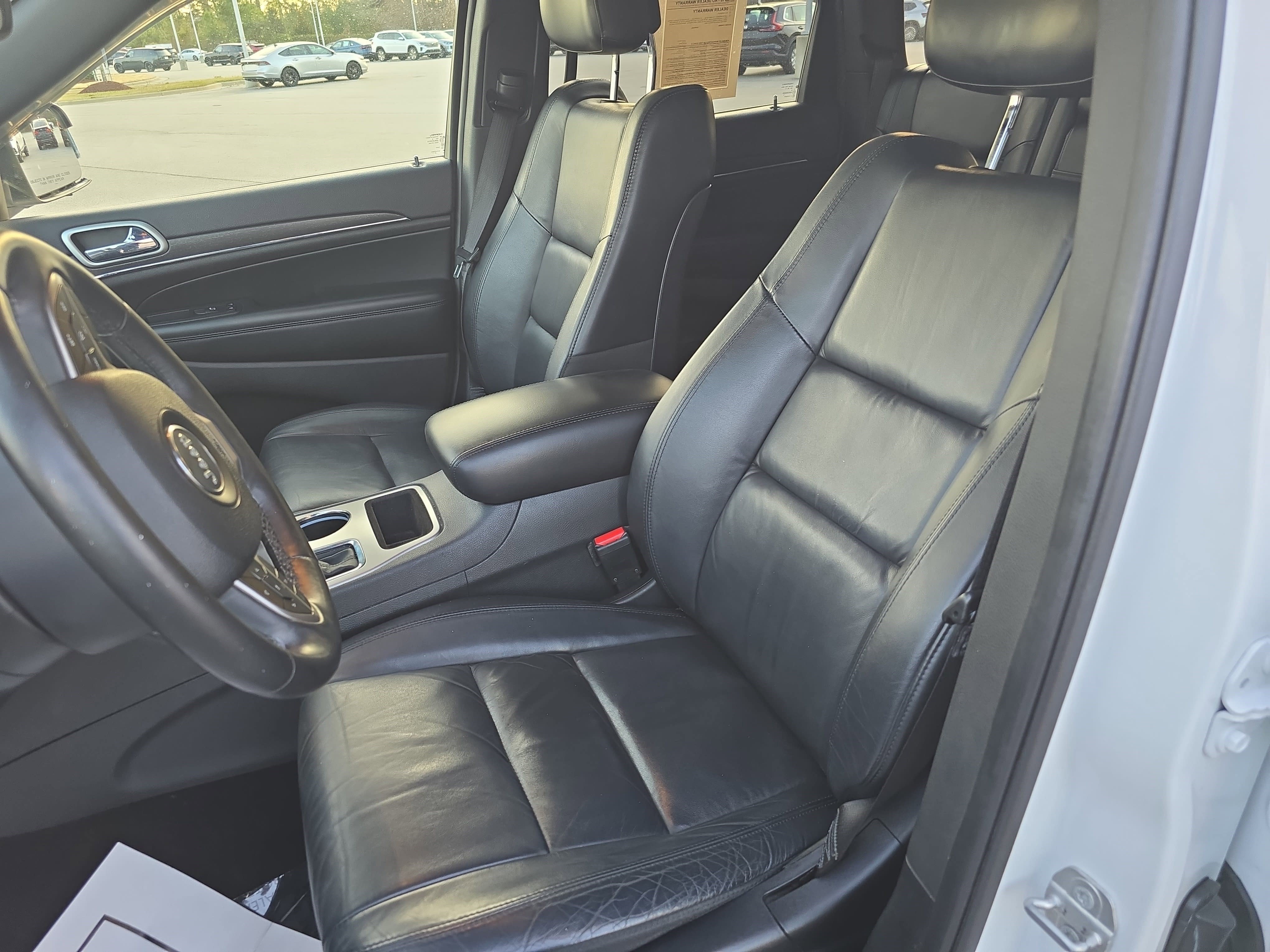 Used 2018 Jeep Grand Cherokee Limited image 14