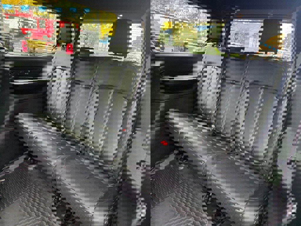 Used 2022 Jeep Wagoneer Series III w/ Premium Group I image 10