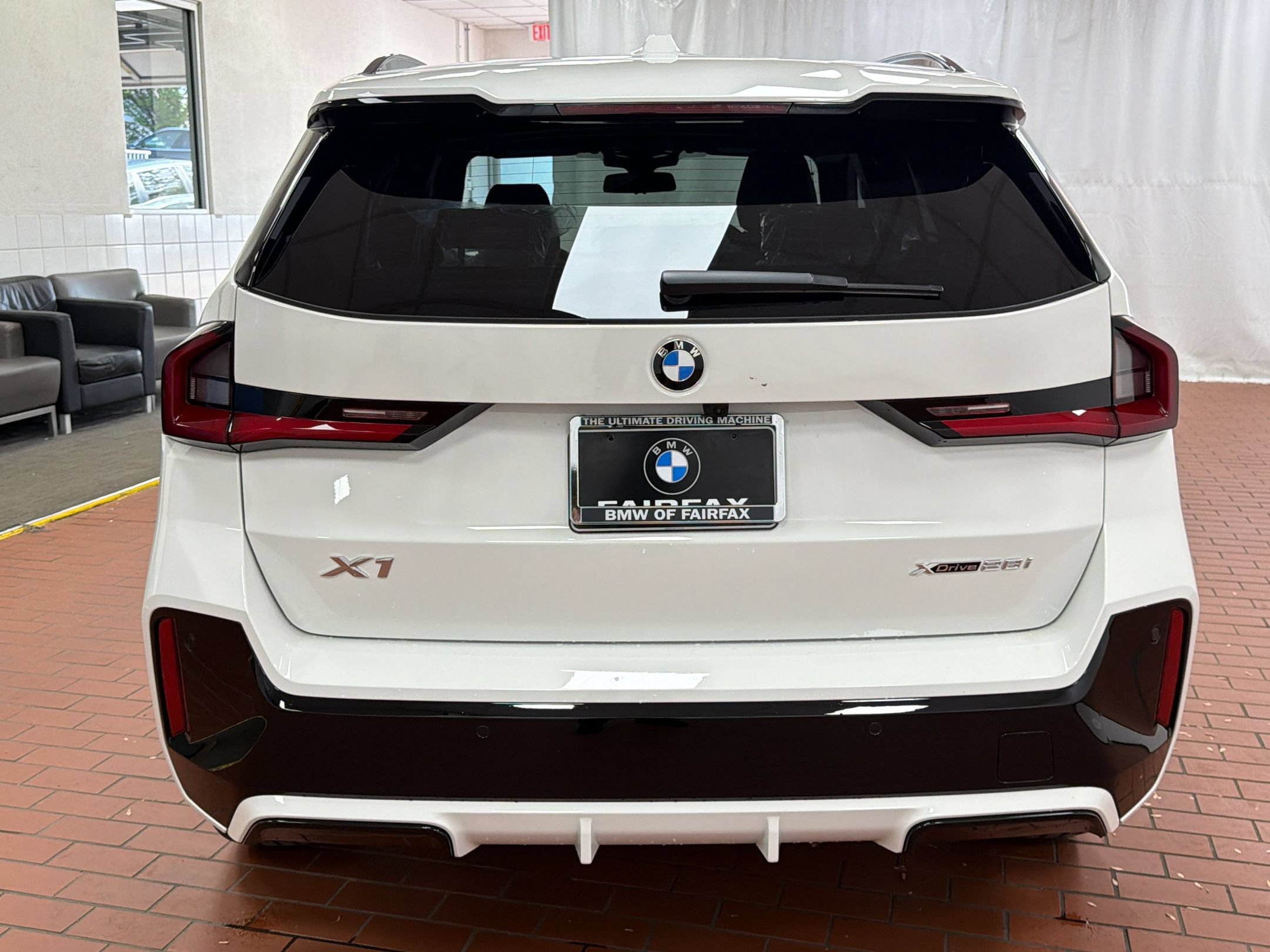 Used 2026 BMW X1 xDrive28i w/ Technology Package AWD/4WD image 9