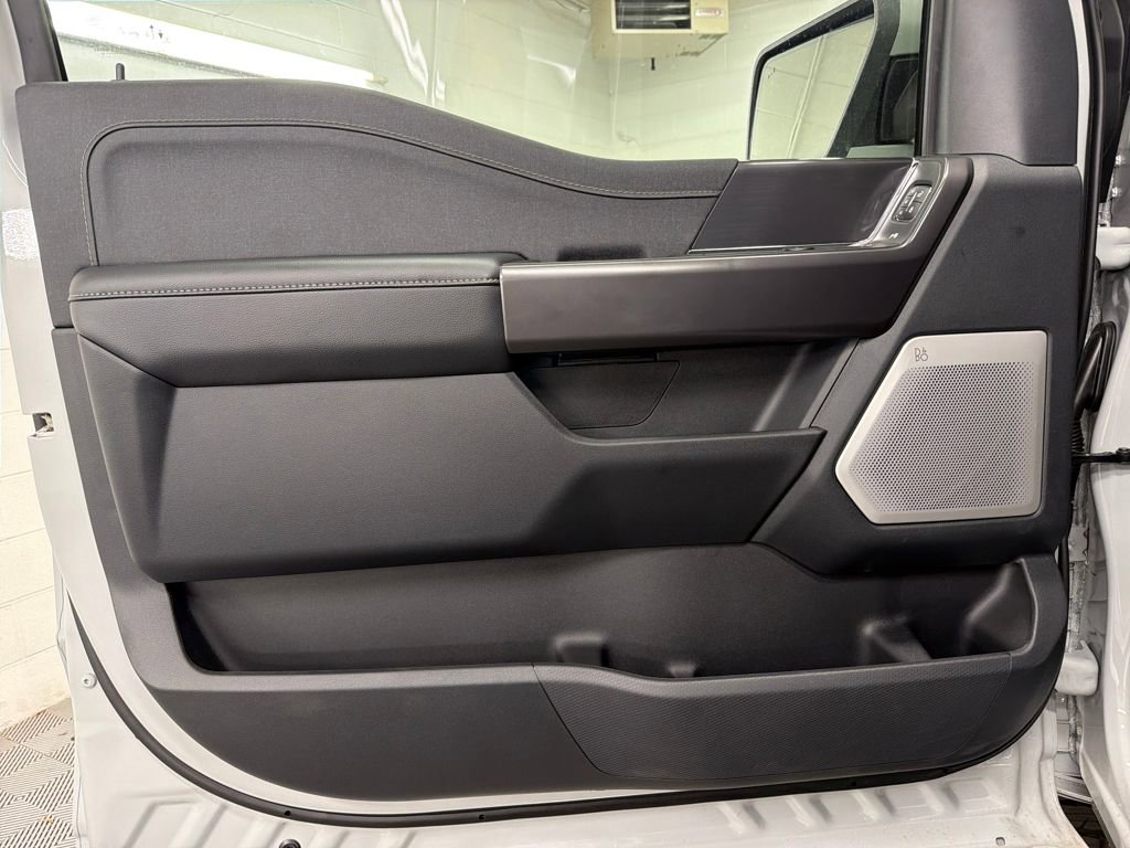 New 2026 Ford F150 Lariat w/ Equipment Group 502A High image 16