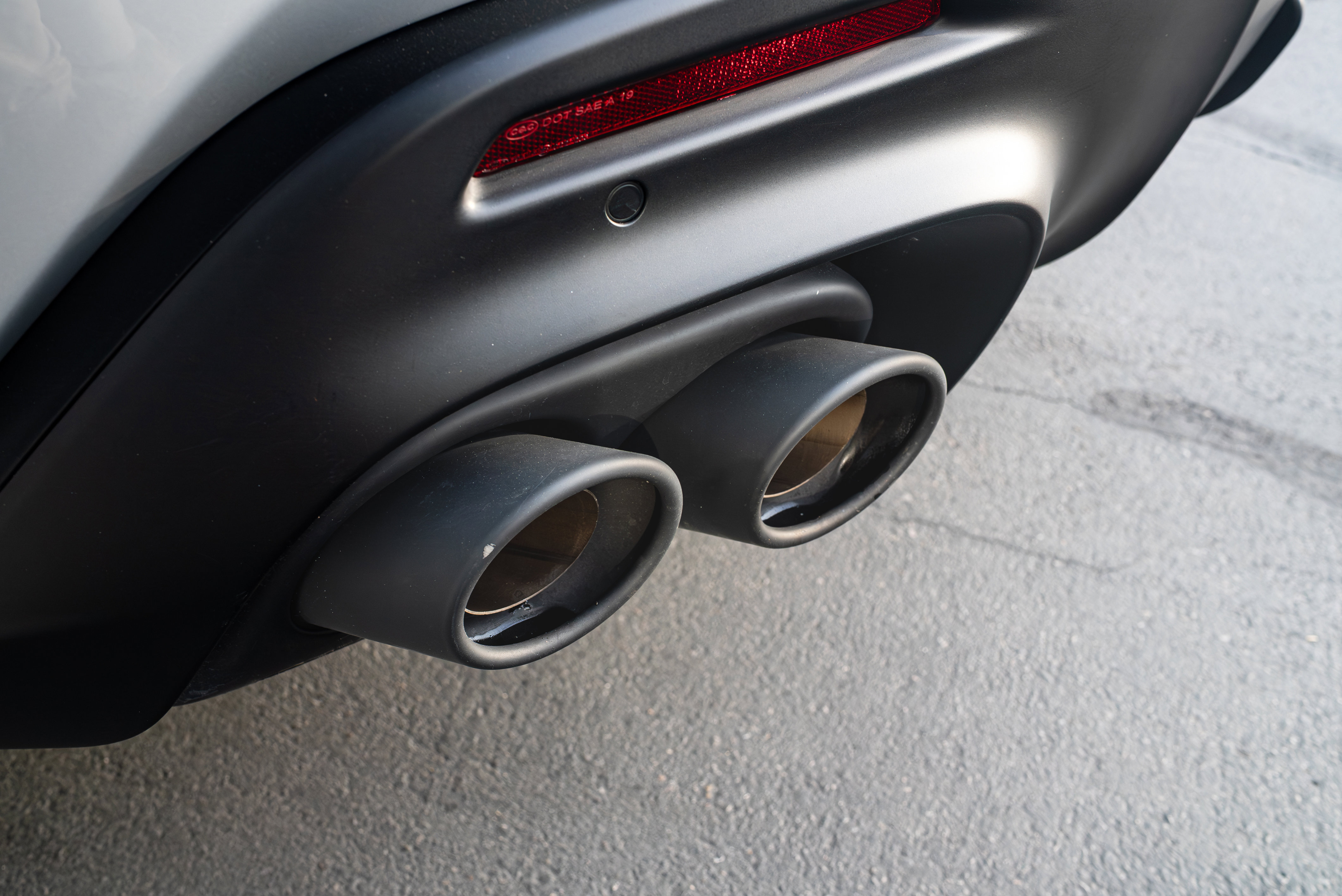 Used 2023 Ferrari Purosangue image 15