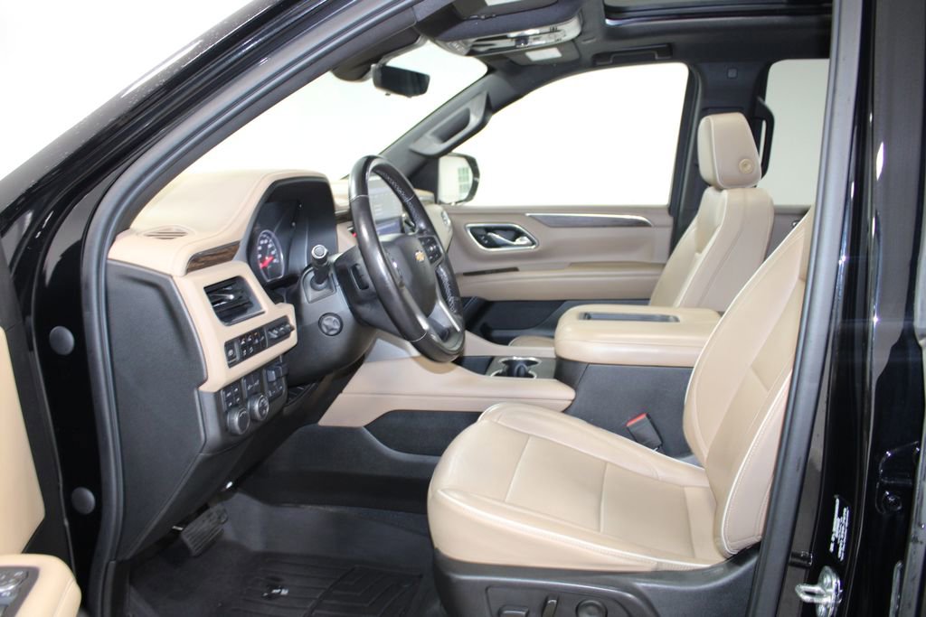 Used 2021 Chevrolet Tahoe Premier w/ Premium Package AWD/4WD image 21