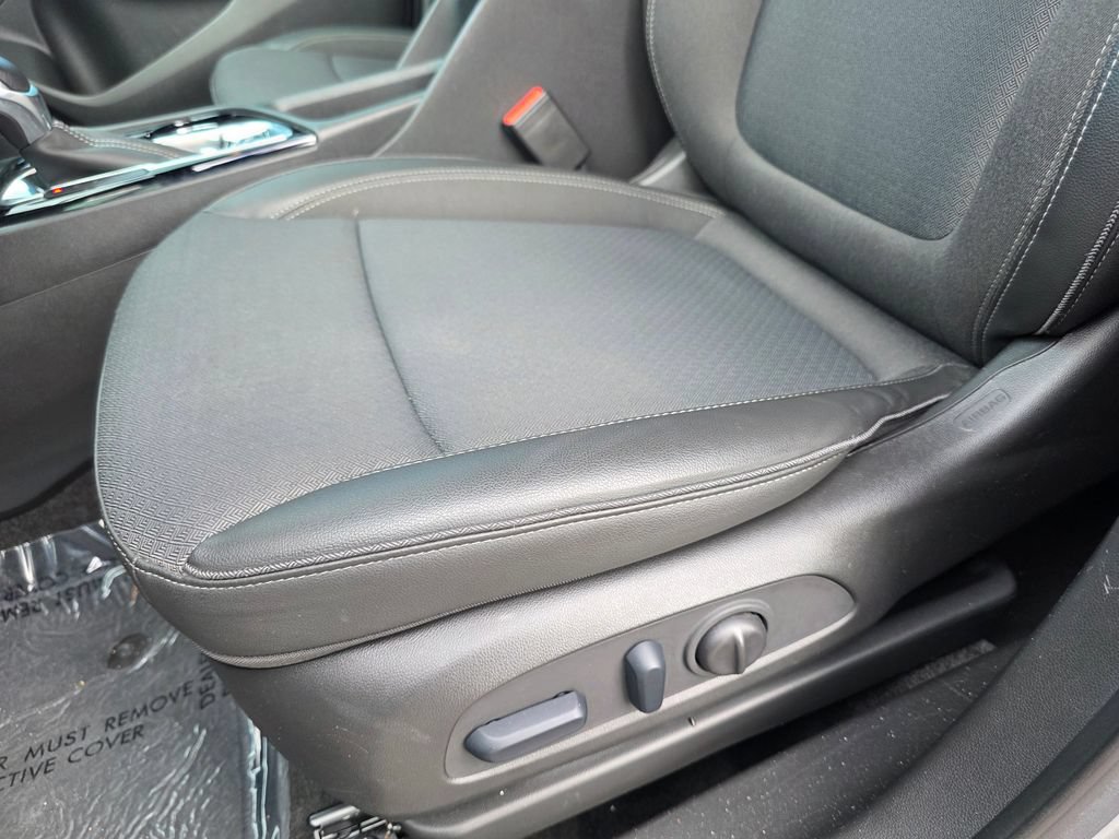 Used 2023 Buick Encore GX Select w/ Safety Package II FWD image 12