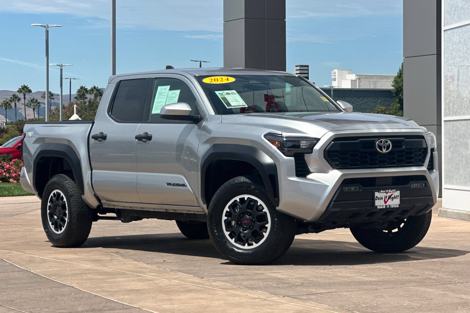 Used 2024 Toyota Tacoma TRD Off-Road AWD/4WD image 2