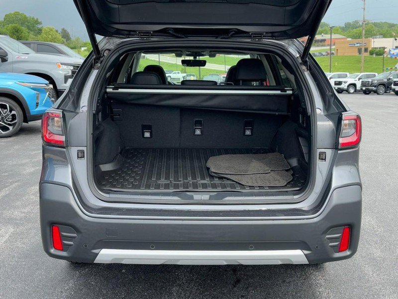 Used 2022 Subaru Outback Limited AWD/4WD image 5