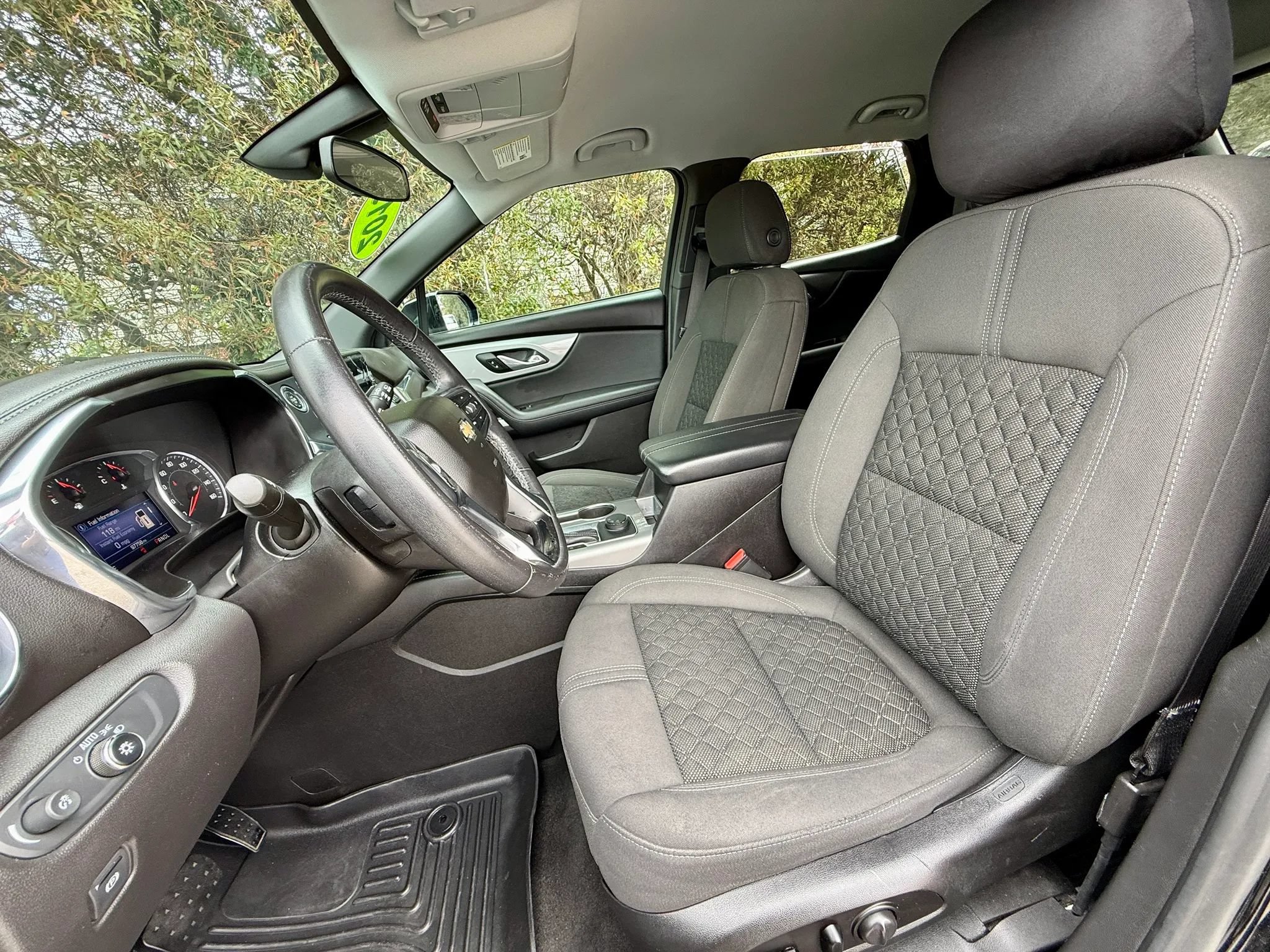 Used 2019 Chevrolet Blazer LT FWD image 34