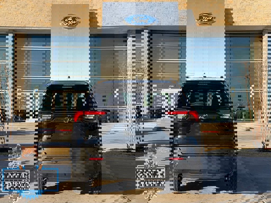 Used 2024 Toyota RAV4 XLE image 20