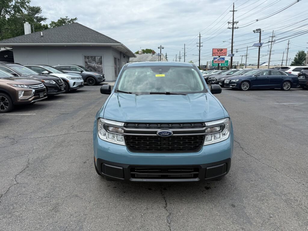 Used 2022 Ford Maverick XLT w/ Equipment Group 300A Standard image 2