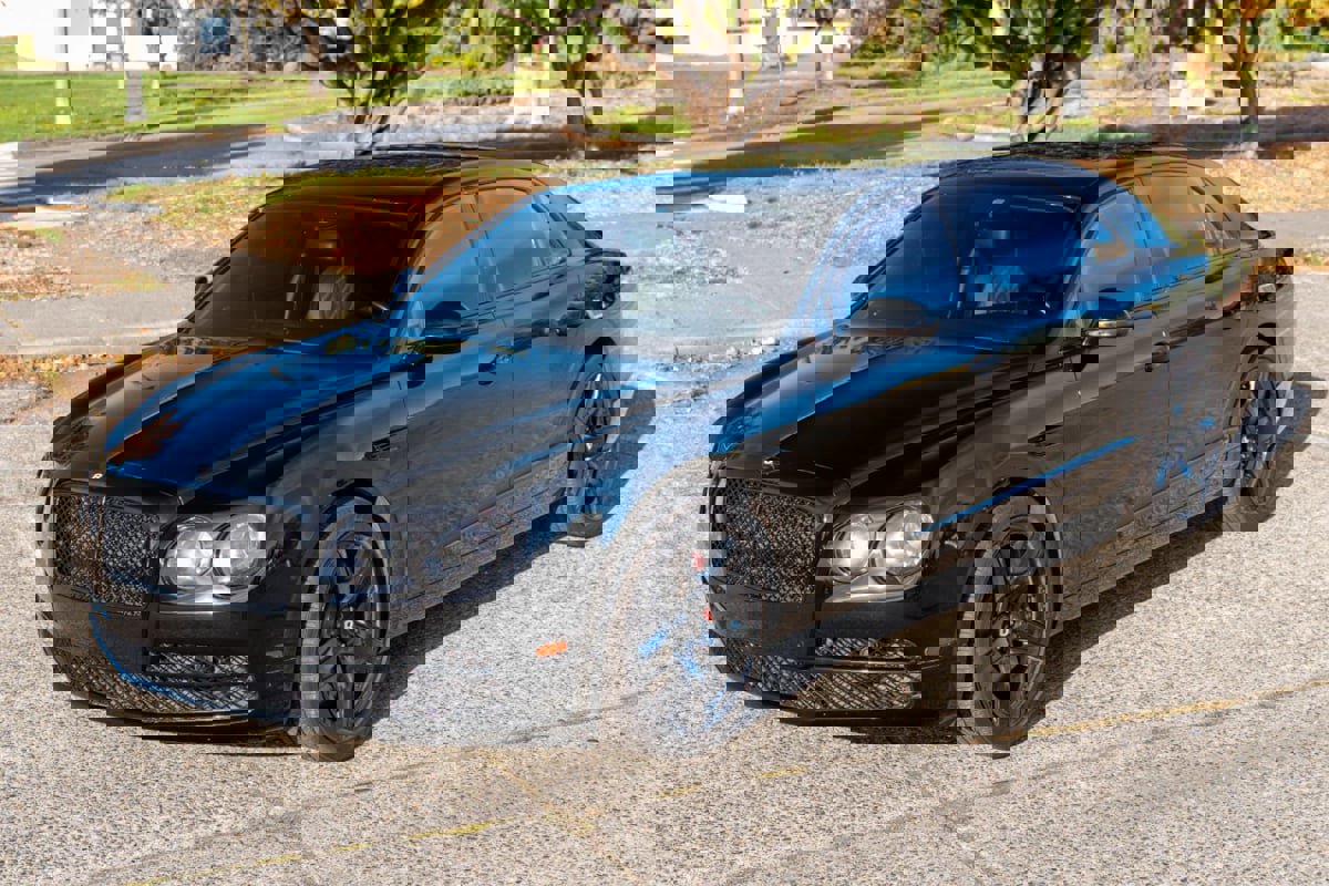 Used 2015 Bentley Flying Spur V8 image 22