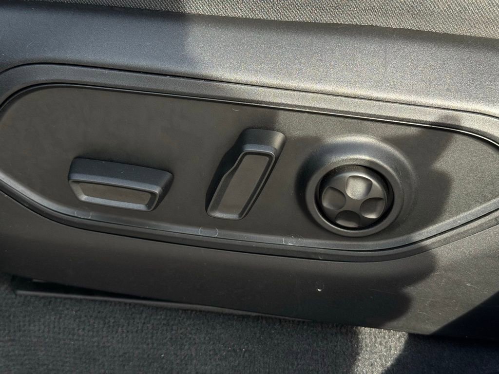 Used 2022 Jeep Grand Cherokee Limited 4xe image 33