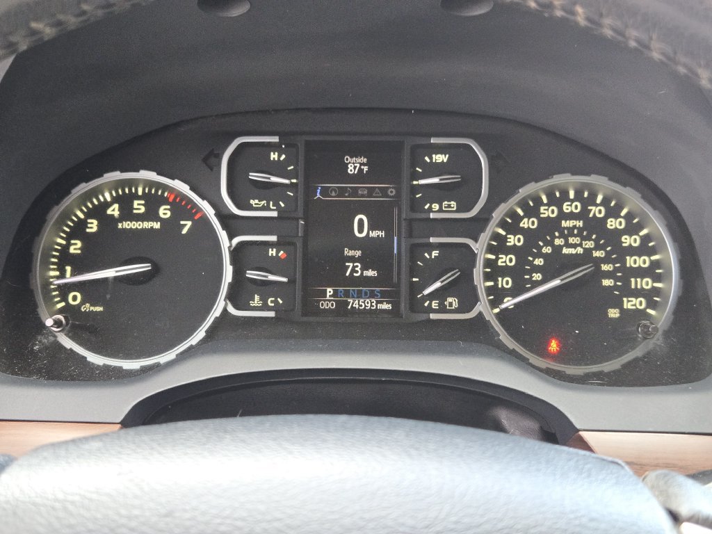 Used 2020 Toyota Tundra Limited w/ Limited Premium Package RWD image 17