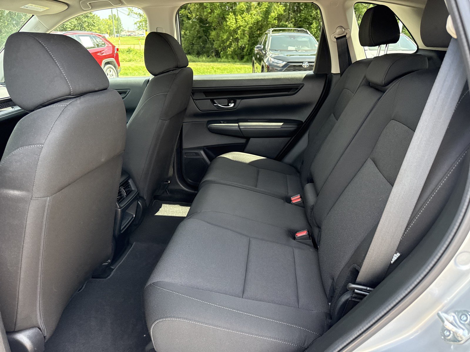 Used 2025 Honda CR-V LX image 13