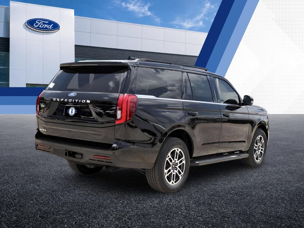 New 2026 Ford Expedition Active RWD image 4