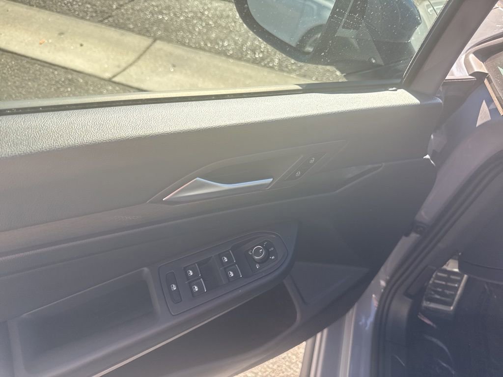 Used 2024 Volkswagen GTI Autobahn image 13