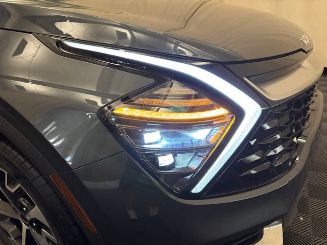 Certified 2024 Kia Sportage EX AWD/4WD image 9