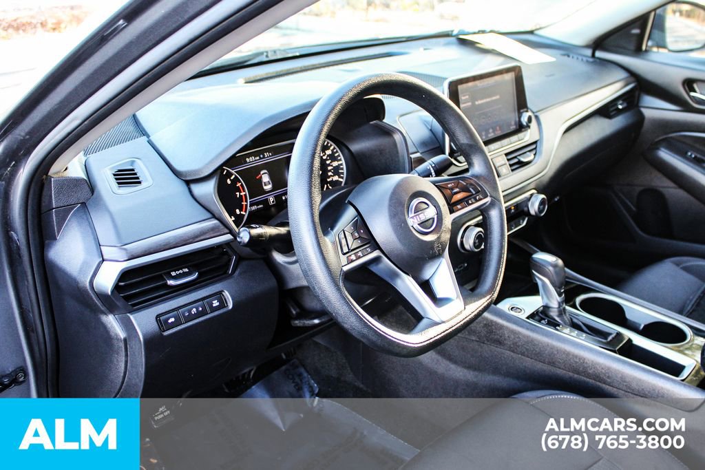 Used 2024 Nissan Altima 2.5 SV image 21